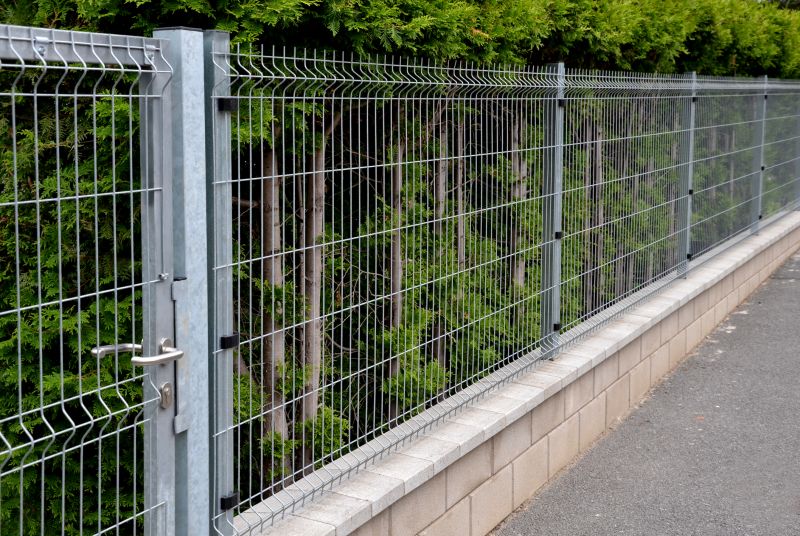 Aluminum Fence Replacement in Kansas City, MO