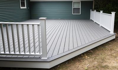 Front Deck Construction in Redmond, WA