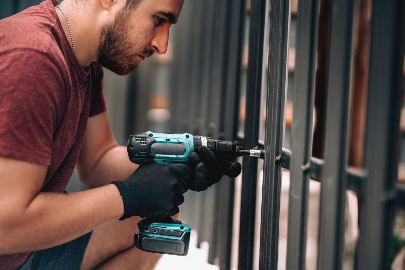 Steel Fence Construction in South Houston, TX